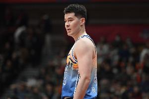 LOL S赛-探长：赢球后阿不都将大家聚在一起 那一刻“新疆精神”具像化了
