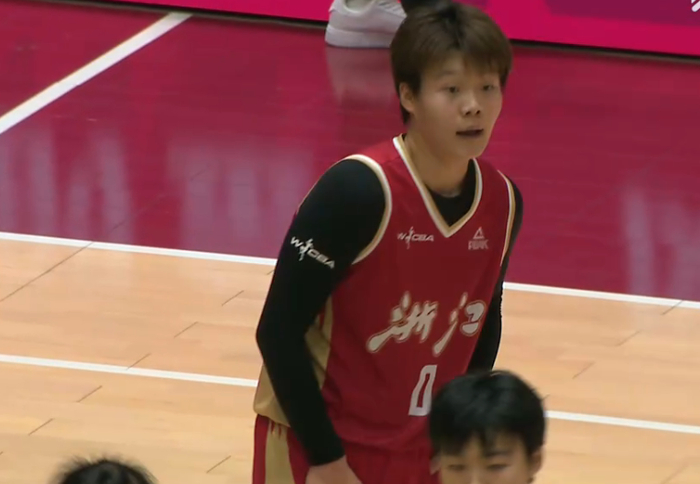 电竞赛程-WCBA焦点战：末节26-11定胜局 , 广东女篮客场87-68浙江豪取三连胜